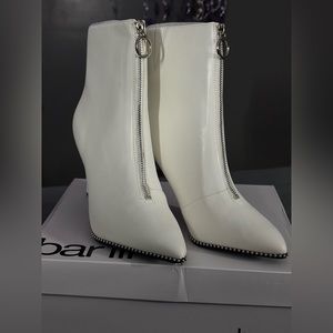 Elegant Size 10 White Ankle Boots with Silver Zipper & Studded Detail